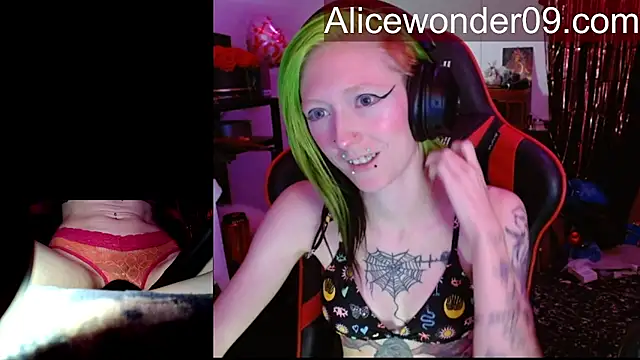 alicewonder09 online show from March 6, 4:07 am