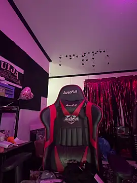 alicewonder09 online show from March 26, 4:44 am