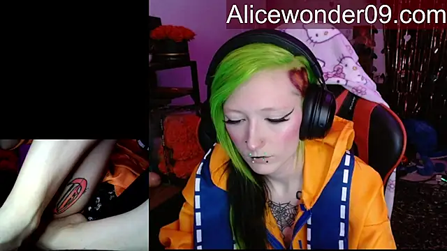 alicewonder09 online show from February 10, 5:50 am