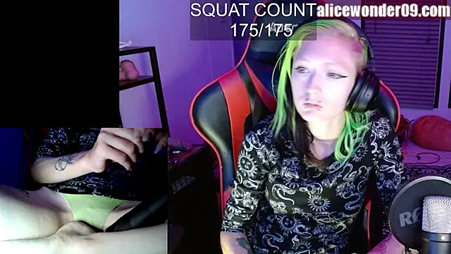 alicewonder09 online show from September 24, 5:47 am