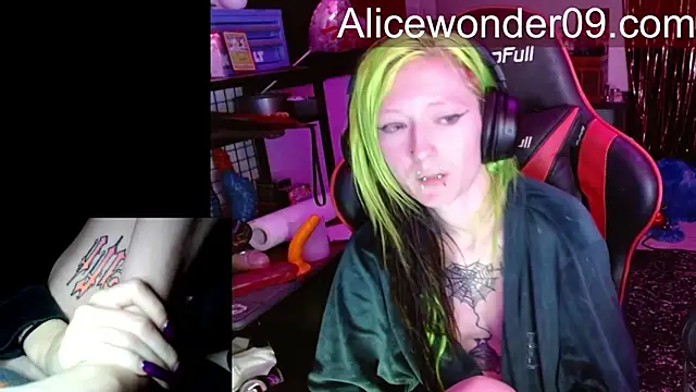 alicewonder09 online show from March 19, 4:34 am