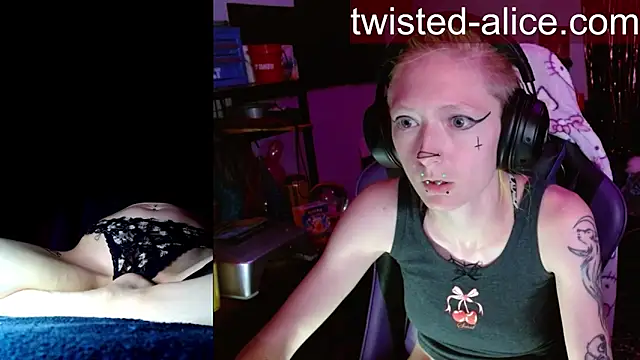 alicewonder09 online show from May 24, 3:17 am