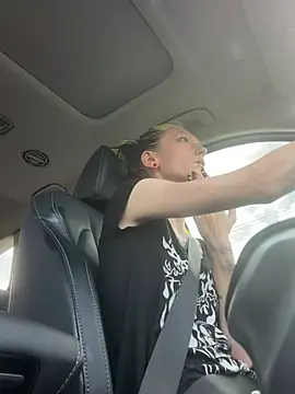 alicewonder09 online show from March 31, 9:17 pm