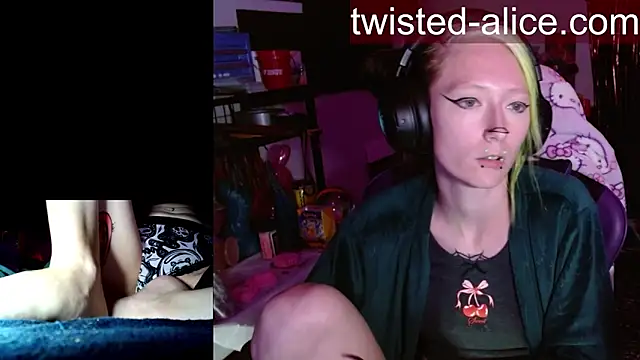 alicewonder09 online show from June 5, 3:00 am