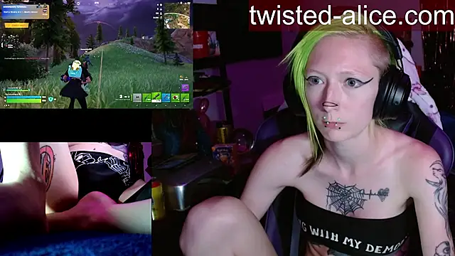 alicewonder09 online show from May 20, 5:48 am