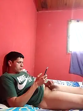 Snapshot of ynose2 chatting on October 17, 5:37 pm ynose2 online show from October 17, 5:37 pm
