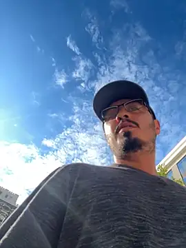 Bbyboyivan online show from November 1, 8:25 pm