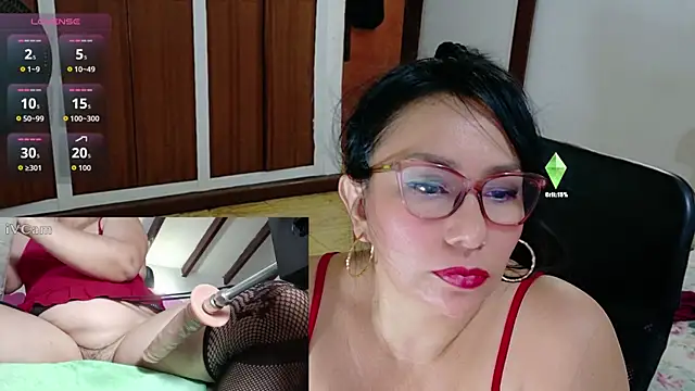 hottplay online show from April 26, 10:29 pm