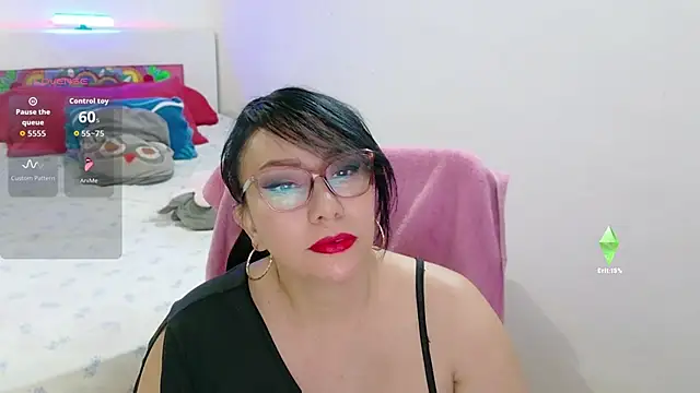 hottplay online show from May 31, 12:27 am