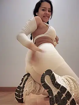 Snapshot of MistressBelleNoire chatting on February 2, 8:08 pm MistressBelleNoire online show from February 2, 8:08 pm