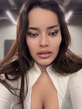 Snapshot of MistressBelleNoire chatting on March 18, 12:19 am MistressBelleNoire online show from March 18, 12:19 am