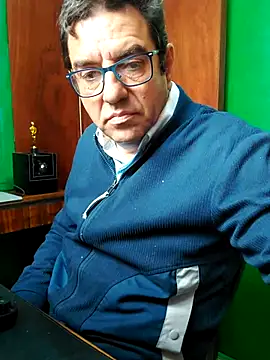 FernandoReuterG online show from January 12, 4:36 pm