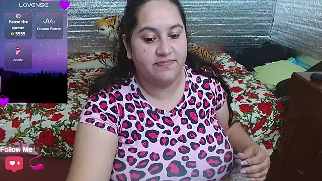 EMILY-NESSA online show from November 12, 11:08 pm