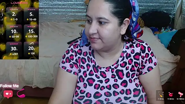 EMILY-NESSA online show from March 18, 1:46 pm