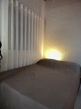 shannol ryan online show from April 3, 1:01 am