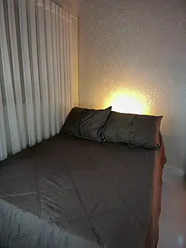 shannol ryan online show from February 15, 1:06 am