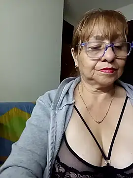 Snapshot of nicoltatiana_ chatting on January 15, 2:06 am nicoltatiana online show from January 15, 2:06 am