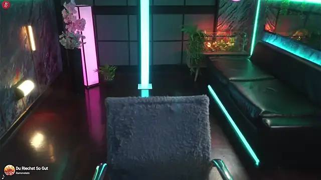 alessa goreng online show from October 28, 1:06 am