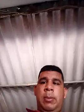 El-reyleon online show from April 24, 4:09 pm