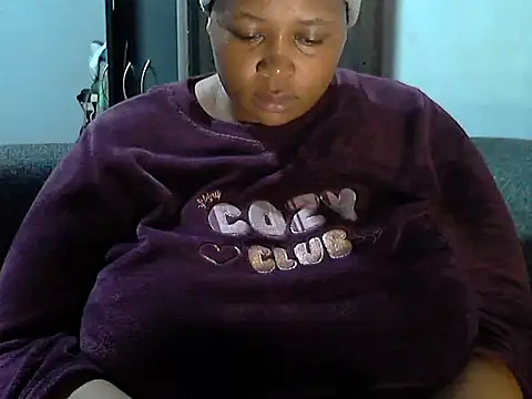 Sexy-queen99xx online show from April 24, 7:27 pm