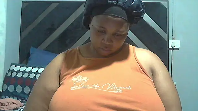 Snapshot of Sexy-queen99xx chatting on October 8, 6:30 pm Sexy-queen99xx online show from October 8, 6:30 pm