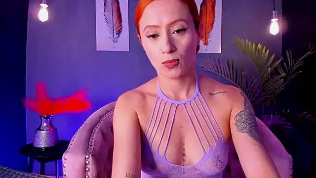 amy e online show from February 24, 6:53 pm