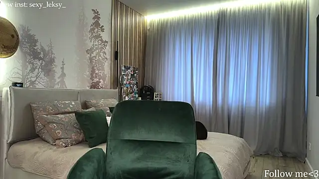 Snapshot of Lex_Love chatting on April 30, 2:02 pm Lex Love online show from April 30, 2:02 pm