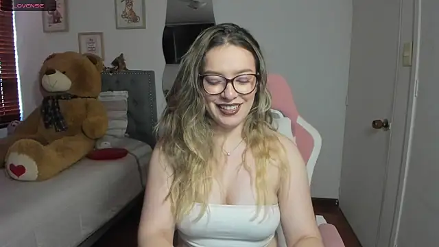 samysweet 8 online show from May 9, 12:08 pm