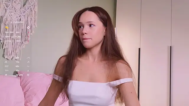 Snapshot of Rinas_secret chatting on October 26, 7:31 am Rinas secret online show from October 26, 7:31 am