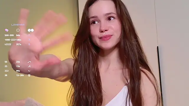 Snapshot of Rinas_secret chatting on March 10, 1:32 pm Rinas secret online show from March 10, 1:32 pm