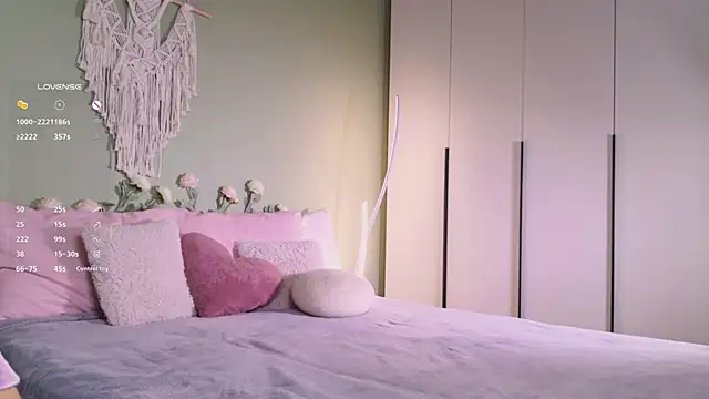 Snapshot of Rinas_secret chatting on September 22, 5:57 am Rinas secret online show from September 22, 5:57 am