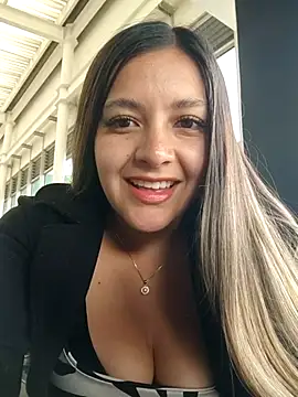 Snapshot of alana_69 chatting on October 16, 9:45 pm alana 69 online show from October 16, 9:45 pm