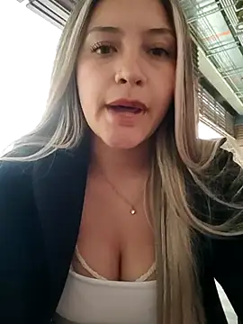 alana 69 online show from March 24, 10:21 pm