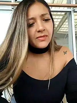 Snapshot of alana_69 chatting on March 1, 4:33 pm alana 69 online show from March 1, 4:33 pm