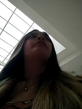 Snapshot of alana_69 chatting on September 9, 6:28 pm alana 69 online show from September 9, 6:28 pm