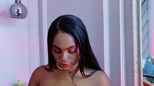 Sara Boom online show from March 6, 2:45 pm