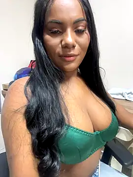 Snapshot of Sara_Boom chatting on October 11, 1:23 pm Sara Boom online show from October 11, 1:23 pm