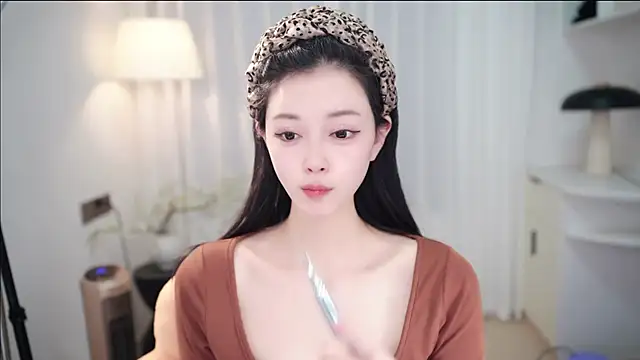 Ocean--Lili online show from November 28, 2:06 pm