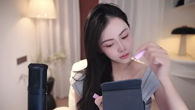 Ocean--Lili online show from October 7, 2:07 pm