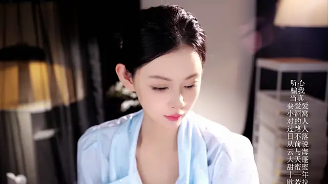 Ocean--Lili online show from March 30, 2:18 pm