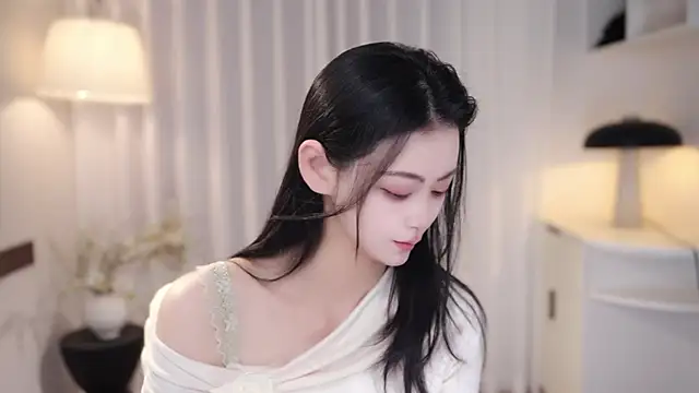 Ocean--Lili online show from October 18, 2:19 pm