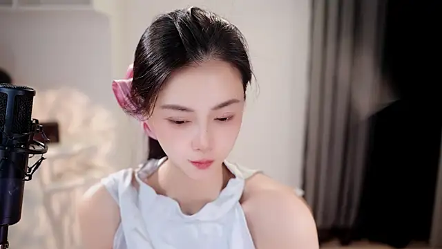Snapshot of Ocean--Lili chatting on June 21, 2:23 pm Ocean--Lili online show from June 21, 2:23 pm