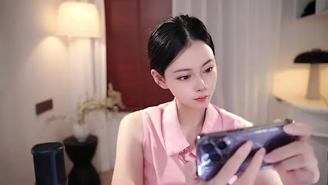 Ocean--Lili online show from September 12, 2:17 pm