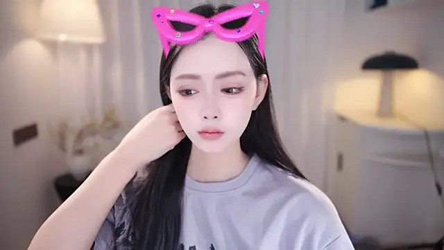 Ocean--Lili online show from October 29, 6:34 am