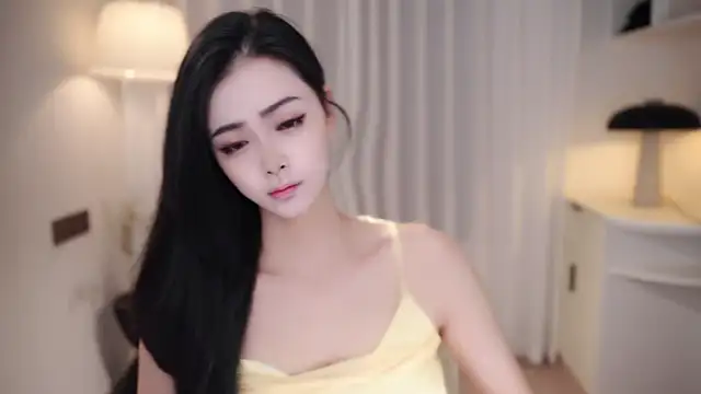 Ocean--Lili online show from October 21, 2:16 pm