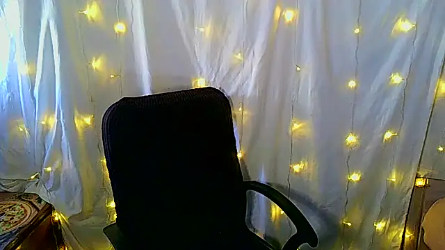 Snapshot of Victoria_Marks chatting on September 27, 4:51 am Victoria Marks online show from September 27, 4:51 am