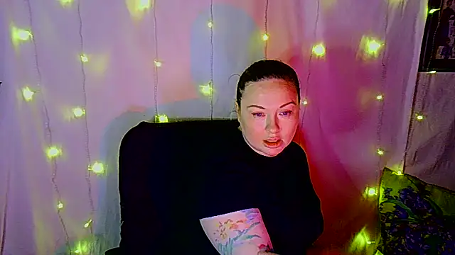 Victoria Marks online show from November 23, 9:36 pm