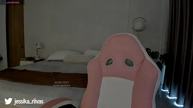 Snapshot of jessikapalmer chatting on October 6, 4:08 pm jessikapalmer online show from October 6, 4:08 pm