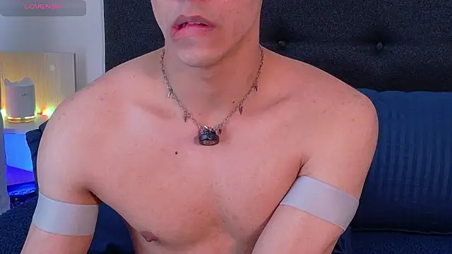 aodaboyyy online show from March 22, 1:23 pm