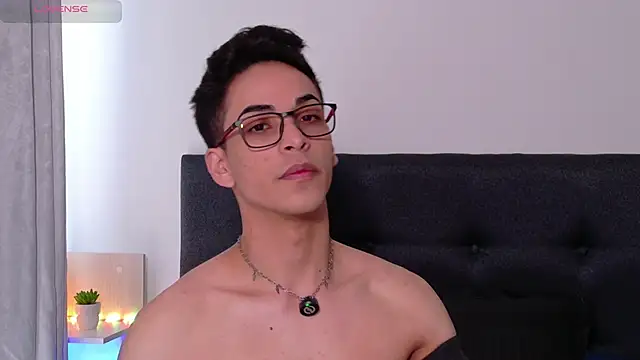 aodaboyyy online show from February 12, 1:22 pm